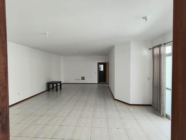 Apartamento venda em Região Geográfica Imediata de Florianópolis, Desterro