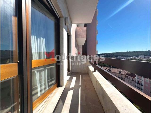 Apartamento alugar em Avenidas Novas, Lisboa