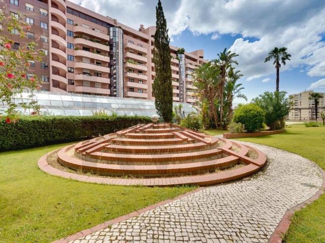 Apartamento alugar em Avenidas Novas, Lisboa