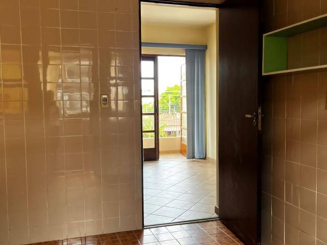 Apartamento aluguel em Região Imediata de São José dos Campos, Região Metropolitana do Vale do Paraíba e Litoral Norte