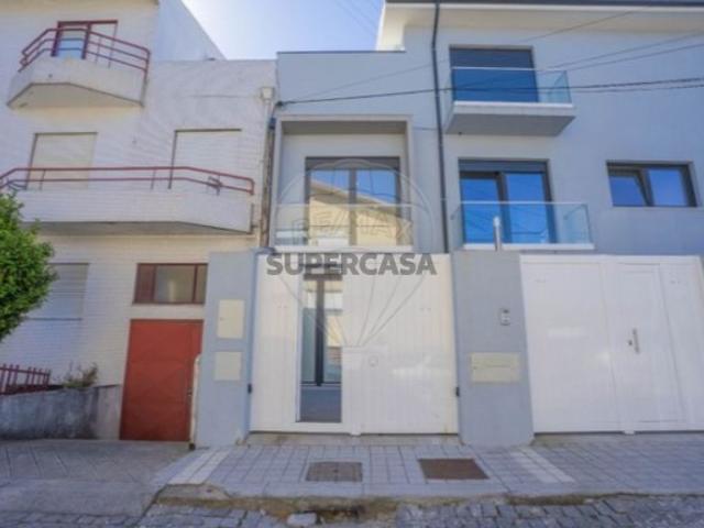 Casa venda em Laborim, Vila Nova de Gaia