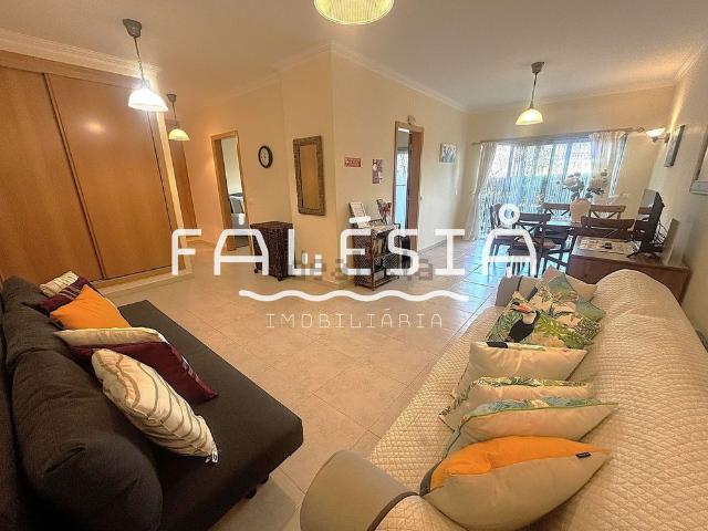Apartamento alugar em Albufeira e Olhos de Água, Albufeira