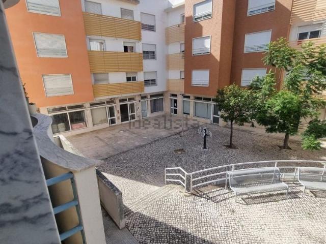 Apartamento alugar em Bairro Ferroviário, Barreiro e Lavradio