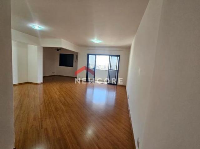 Apartamento venda em Bauru