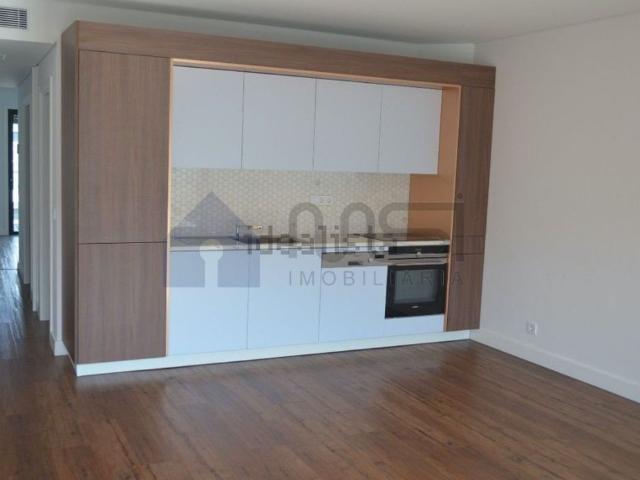 Apartamento alugar em Devesas, Vila Nova De Gaia