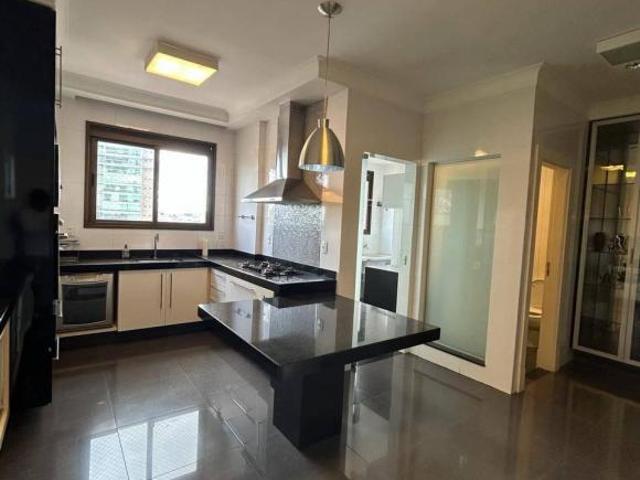 Apartamento venda em Região Imediata de Franca, Juranda