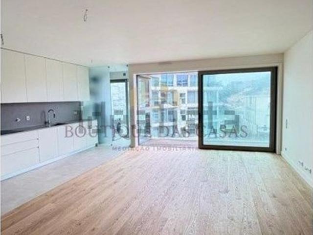 Apartamento alugar em Devesas, Vila Nova De Gaia