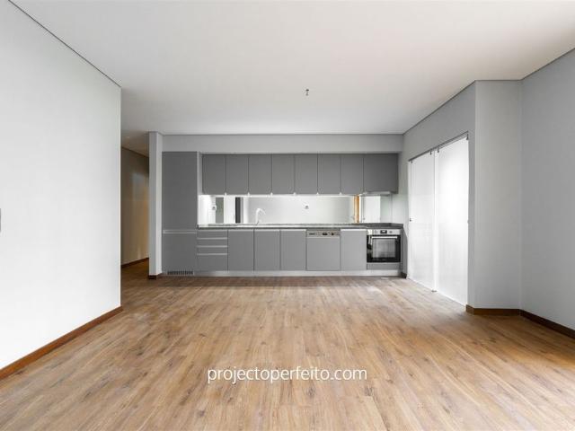 Apartamento alugar em Devesas, Vila Nova De Gaia