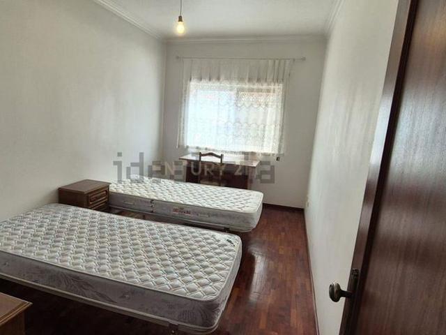 Apartamento alugar em Bairro Ferroviário, Barreiro
