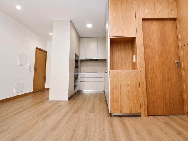 Apartamento alugar em Devesas, Vila Nova De Gaia
