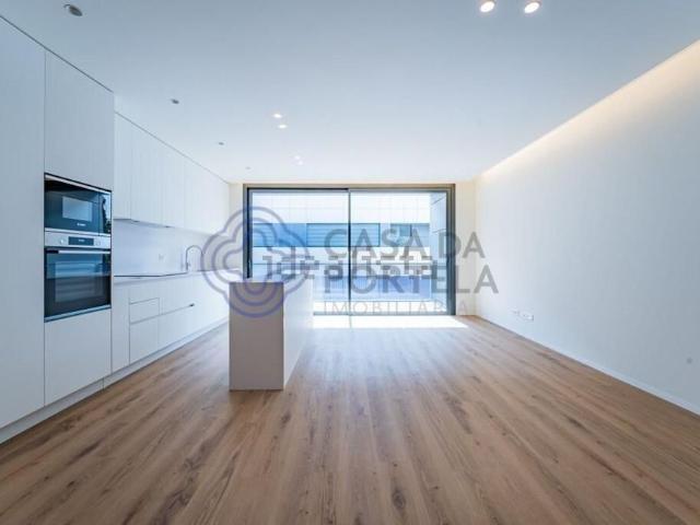Apartamento alugar em Devesas, Vila Nova De Gaia