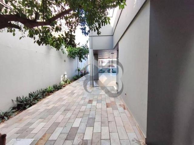 Apartamento venda em Região Geográfica Imediata de Londrina, Londrina