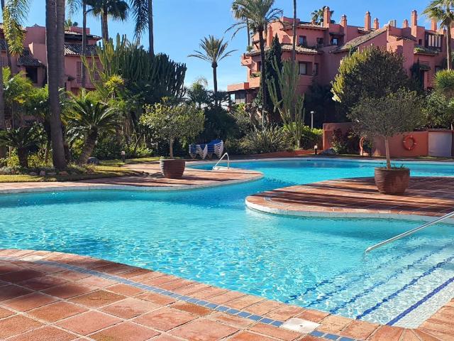 Piso en venta en El Rosario, Costa del Sol Occidental