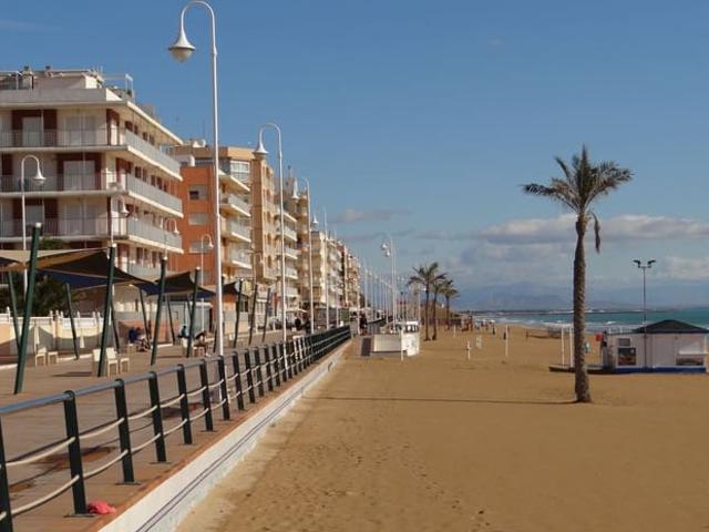 Apartamento en alquiler en Guardamar Del Segura