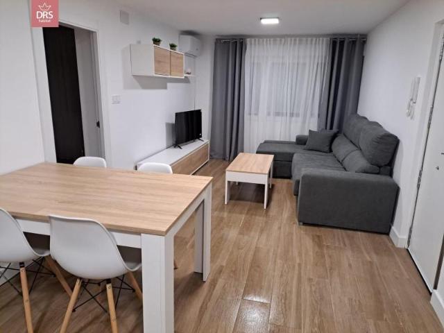 Apartamento en alquiler en Distrito 4, Albacete