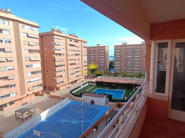 Apartamento en alquiler en Alicante, Urbanova