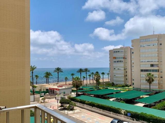 Apartamento en alquiler en Alicante, 3