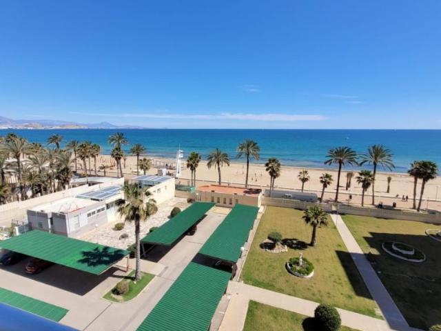 Apartamento en alquiler en Alicante, 3
