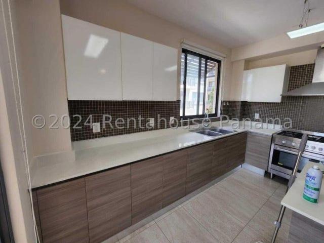 Apartamento en Alquiler en Arraiján Panama Pacifico Panamá 118 m2. 2 hab