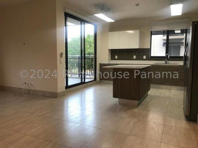Apartamento en Alquiler en Arraiján Panama Pacifico Panamá 118 m2. 2 hab