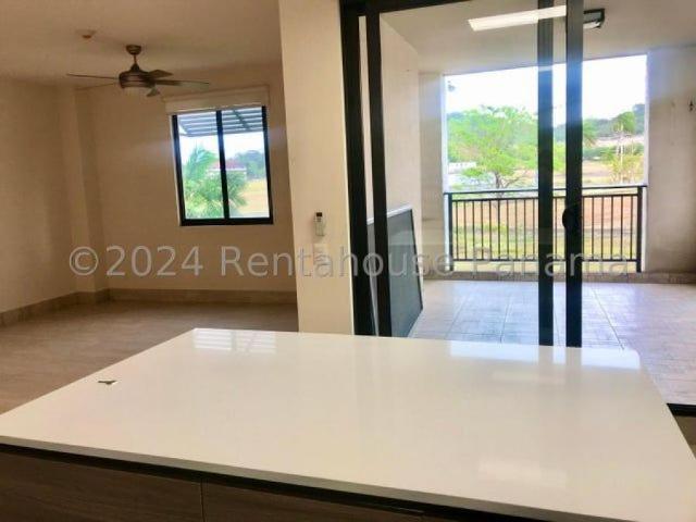 Apartamento en Alquiler en Arraiján Panama Pacifico Panamá 118 m2. 2 hab