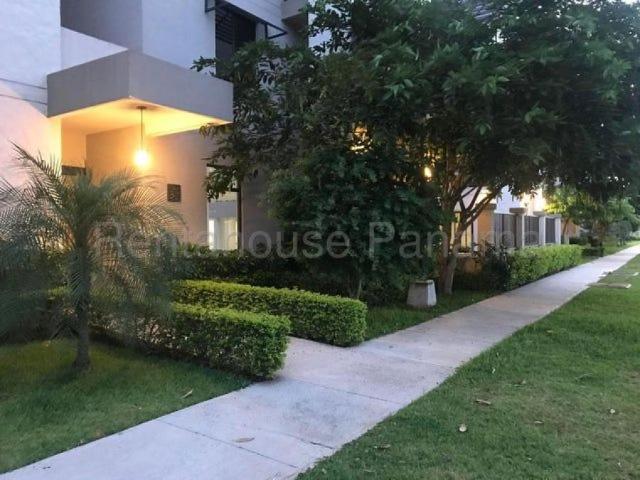Apartamento en Alquiler en Arraiján Panama Pacifico Panamá Oeste 118 m2. 2 hab