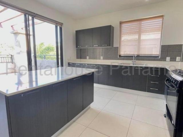 Apartamento en Alquiler en Arraiján Panama Pacifico Panamá Oeste 118 m2. 2 hab