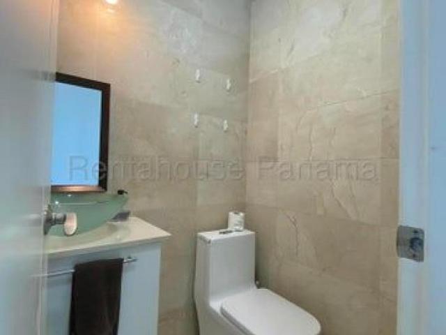 Apartamento en Alquiler en Arraiján Veracruz Panamá Oeste 227 m2. 3 hab