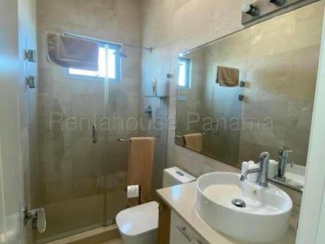 Apartamento en Alquiler en Arraiján Veracruz Panamá Oeste 227 m2. 3 hab