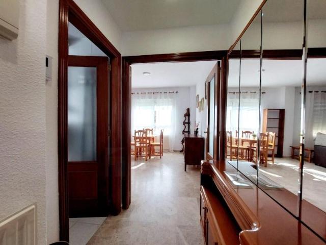 Apartamento en alquiler en Badajoz, Valdepasillas