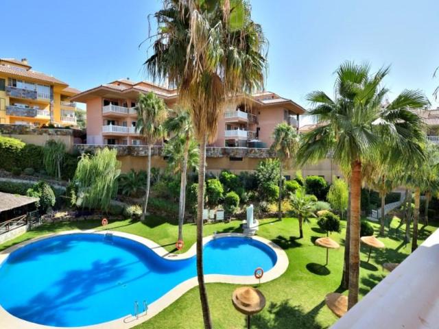 Apartamento en alquiler en La Capellanía, Costa del Sol Occidental