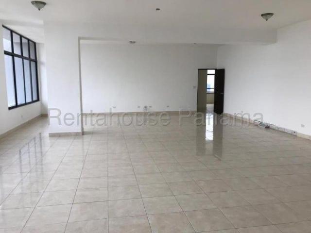 Apartamento en Alquiler en Bisvalles Dos Mares Veraguas 595 m2. 4 hab