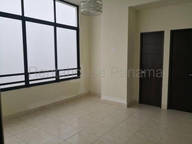 Apartamento en Alquiler en Bisvalles Dos Mares Veraguas 595 m2. 4 hab