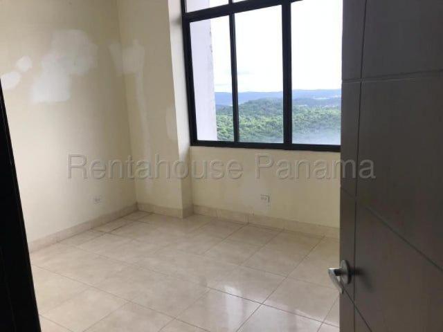Apartamento en Alquiler en Bisvalles Dos Mares Veraguas 595 m2. 4 hab