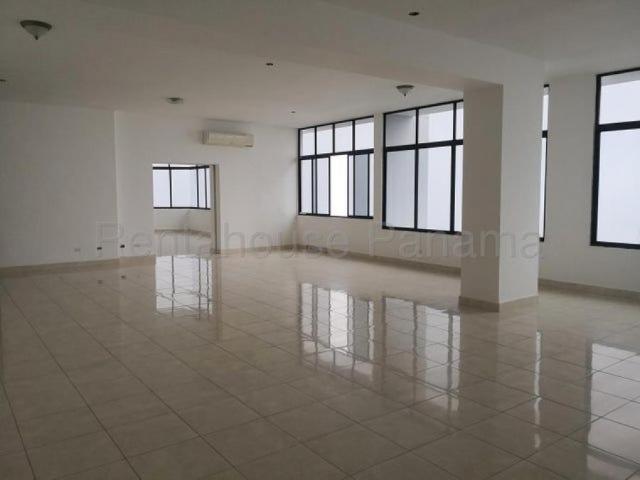 Apartamento en Alquiler en Bisvalles Dos Mares Veraguas 595 m2. 4 hab