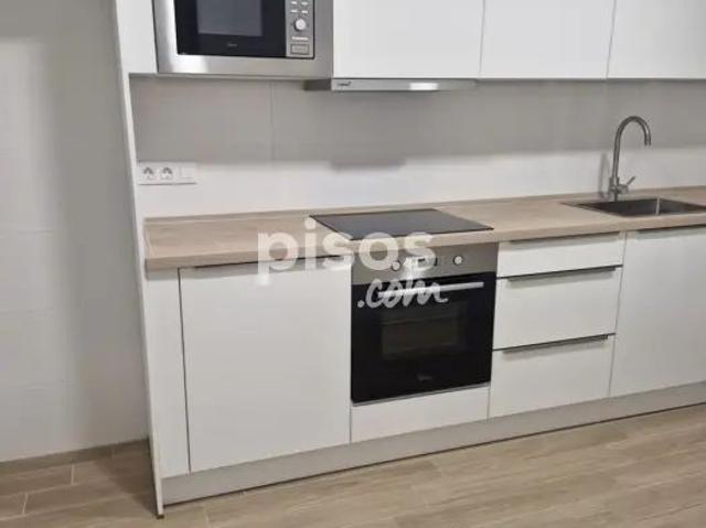 Apartamento en alquiler en Distrito 4, Albacete