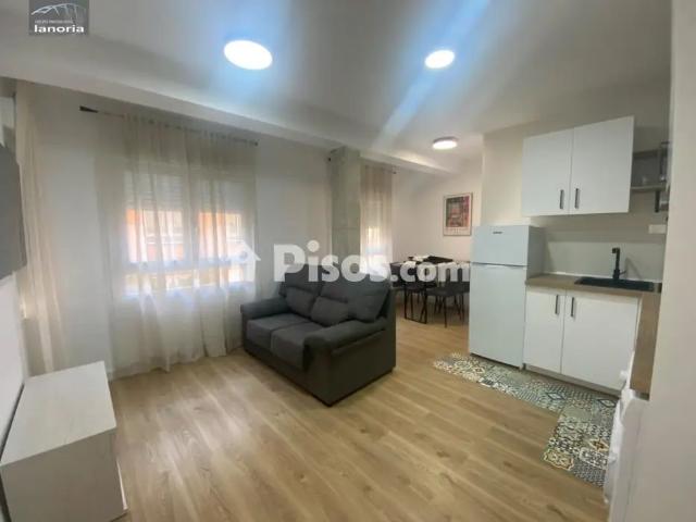Apartamento en alquiler en Distrito 4, Albacete