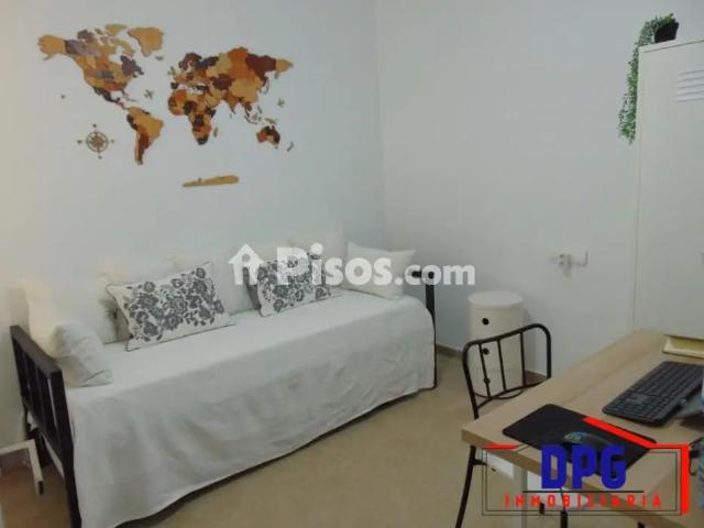 Apartamento en alquiler en Barrio de las Cruces, Almería