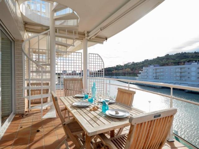 Apartamento en alquiler en Castell-platja D'aro