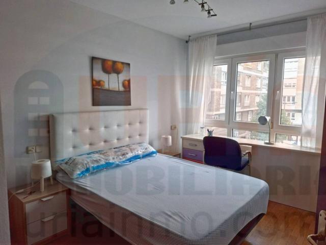 Piso en alquiler en El Milán, Oviedo