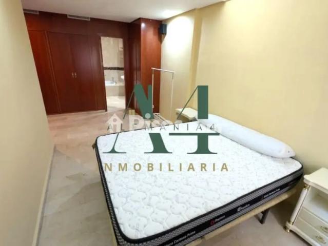Apartamento en alquiler en San Blas, Cáceres