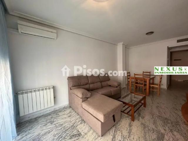 Apartamento en alquiler en San Blas, Cáceres