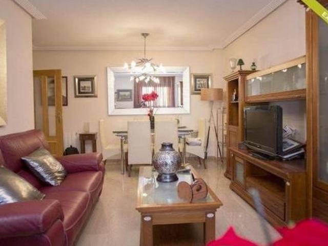 Casa en alquiler en Jaén