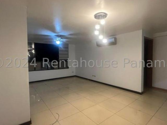 Apartamento en Alquiler en Condado del Rey Los Santos 80 m2. 2 hab