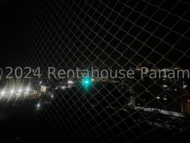 Apartamento en Alquiler en Condado del Rey Los Santos 80 m2. 2 hab
