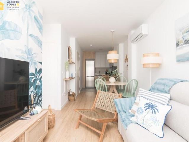 Apartamento en alquiler en El Altet, Alicante