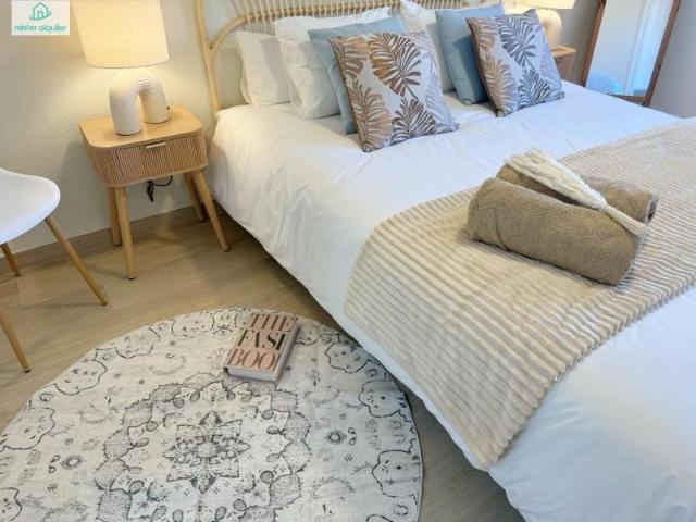 Apartamento en alquiler en El Campello, Pueblo Español