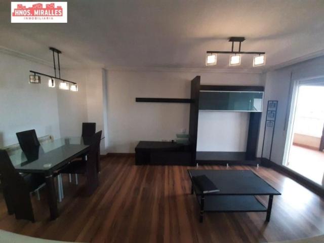 Apartamento en alquiler en Elche