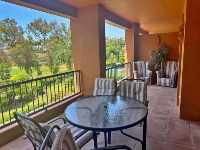 Apartamento en alquiler en Estepona