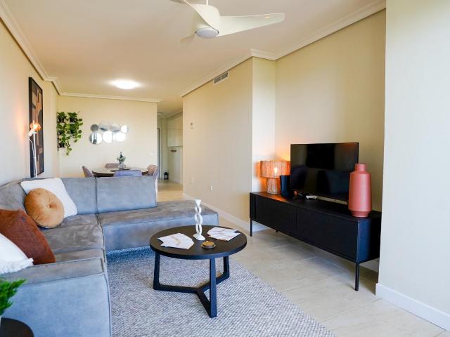 Apartamento en alquiler en El Velerín, Costa del Sol Occidental